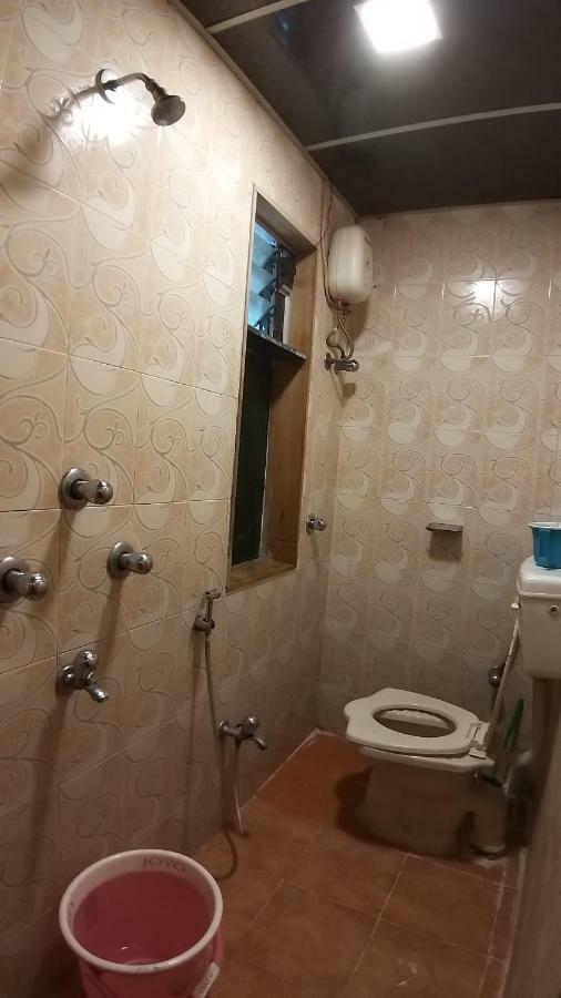 Hotel Saim Palace Mumbai  Buitenkant foto